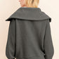 Pocketed Quarter Zip Collared Neck Sweatshirt